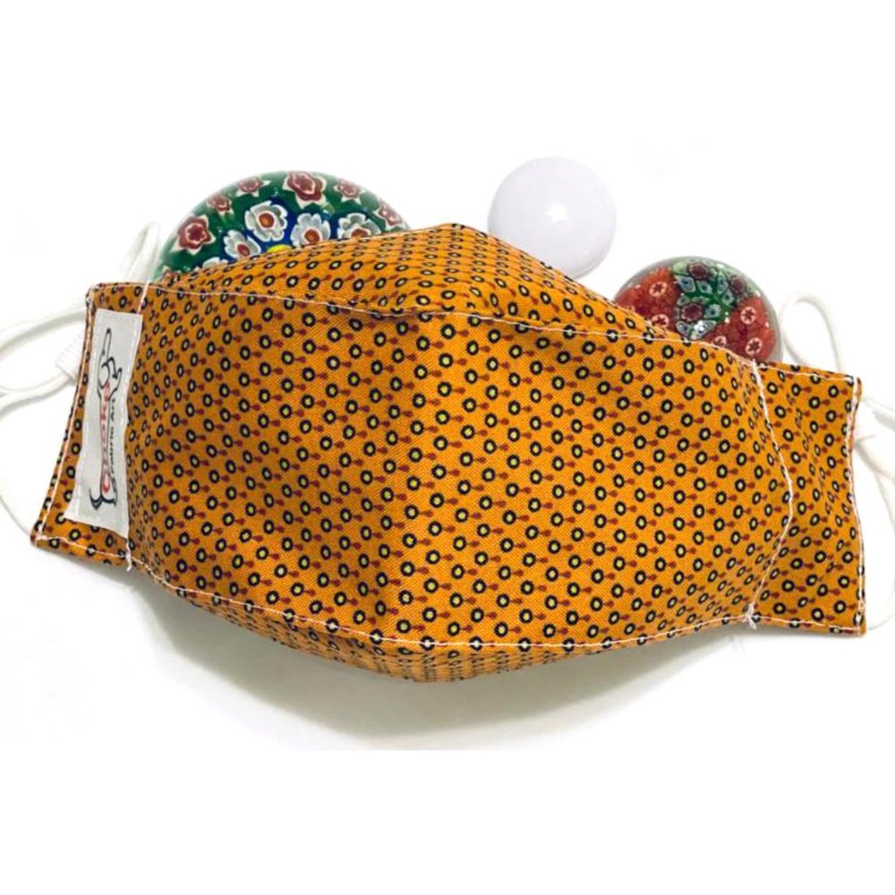 Face Mask (Women) - Picture 2 of 3
